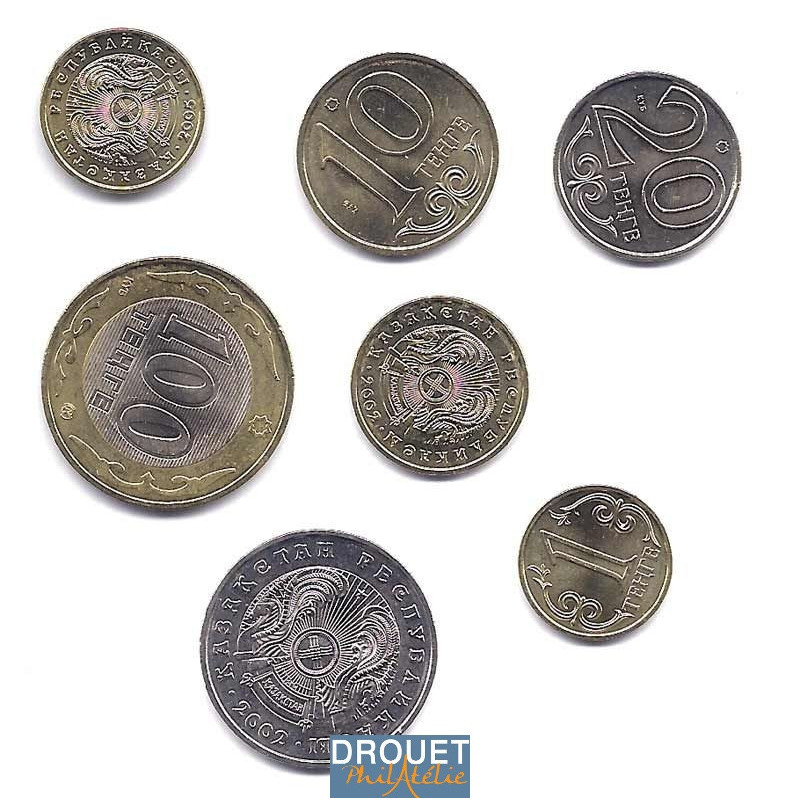 7 Pièces De Monnaie Différentes