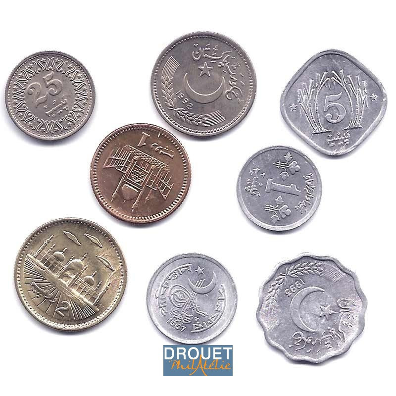 8 Pièces De Monnaie Différentes